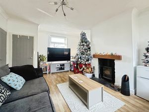 Living Room- click for photo gallery